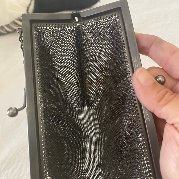 Antique German silver/ grey color mesh chains links evening purse/ clutch bag. - Picture 5 of 7